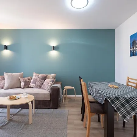 Large Terrace In Old Center Of By Flat Mаnager *